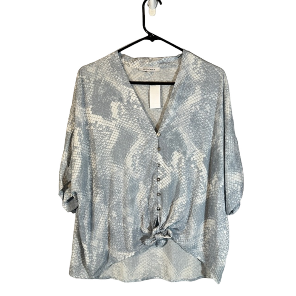 Olivaceous Blue & White Print Button Down Knot Front Blouse Women Sz M